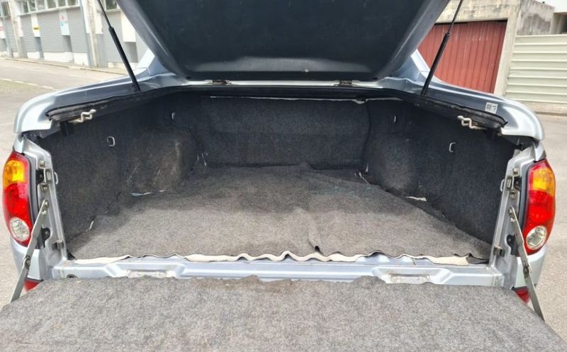 Mitsubishi L200 • 2007 • 107,000 km 7