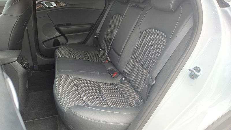 Kia Cee`d • 2023 • 45,700 km 15