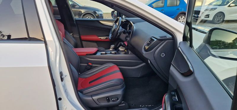 Lexus NX • 2022 • 30,000 km 15