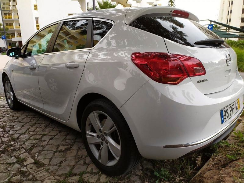 Opel Astra • 2014 • 140,000 km 2