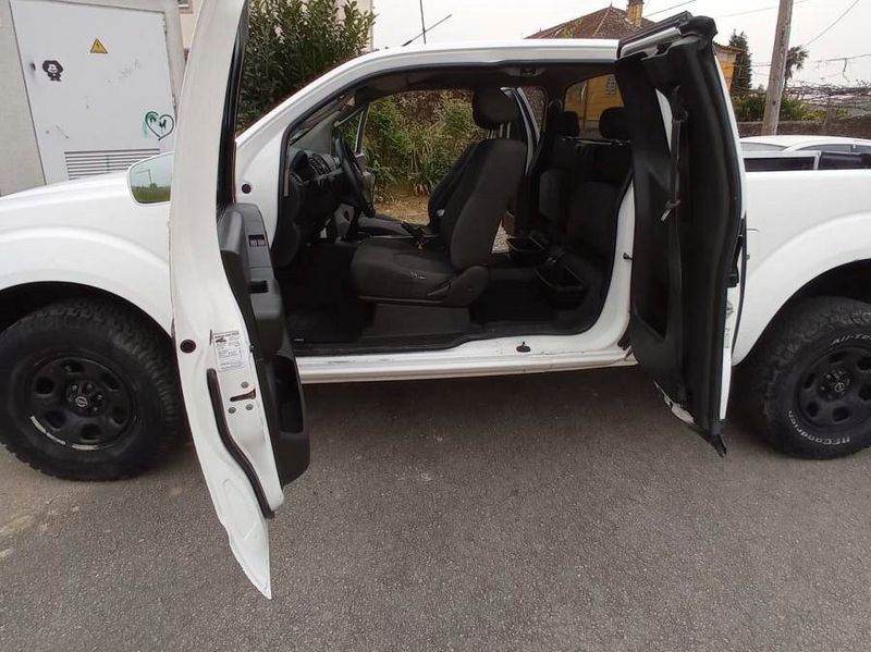 Nissan Navara • 2007 • 300,000 km 3