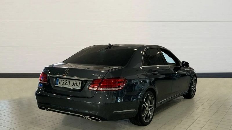 Mercedes-Benz E-Class • 2015 • 100,859 km 4