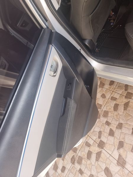 Toyota Corolla • 2015 • 199,640 km 6