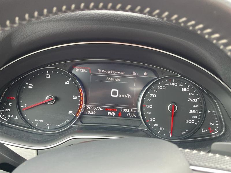 Audi Q7 • 2018 • 210,000 km 2