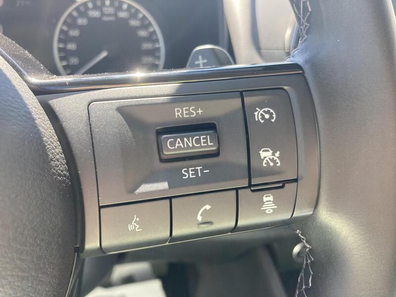 Nissan Qashqai • 2023 • 21,557 km 28