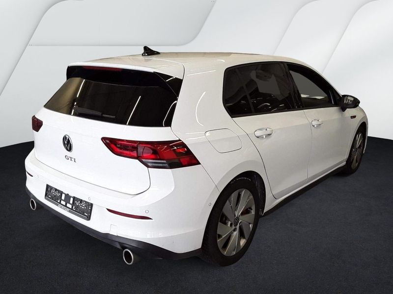 Volkswagen Golf GTI • 2022 • 35,000 km 3