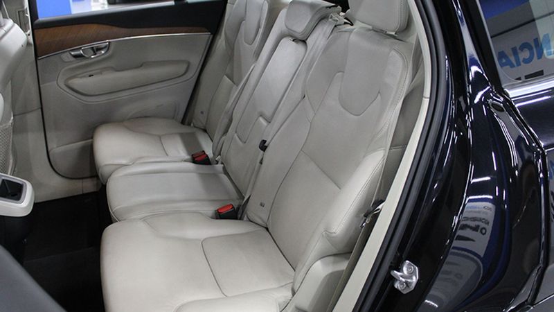 Volvo XC90 • 2021 • 96,000 km 11