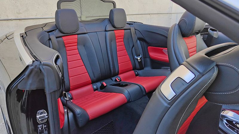 Mercedes-Benz E-Class • 2018 • 73,461 km 21