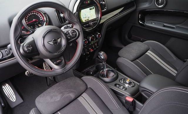 MINI Cooper • 2017 • 118,000 km 7