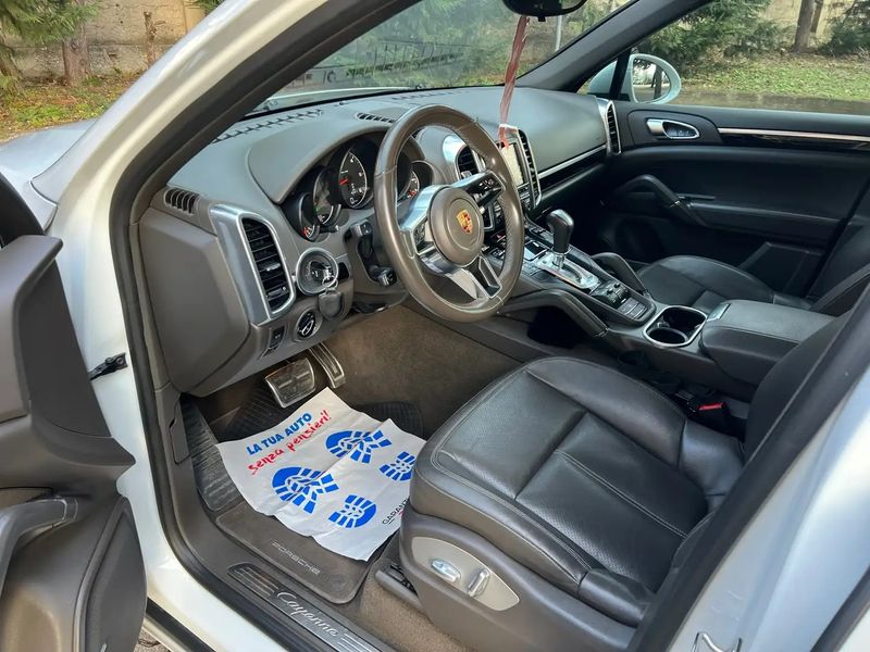 Porsche Cayenne • 2015 • 170,000 km 5