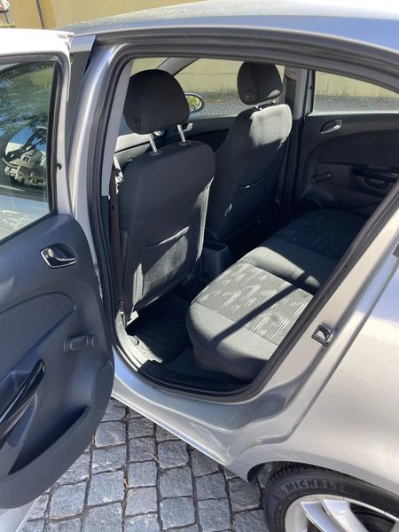Opel Corsa • 2012 • 140,340 km 4