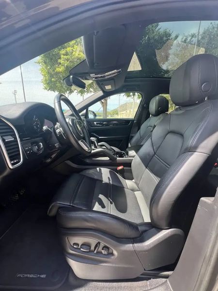 Porsche Cayenne Coupe • 2022 • 31,000 km 2