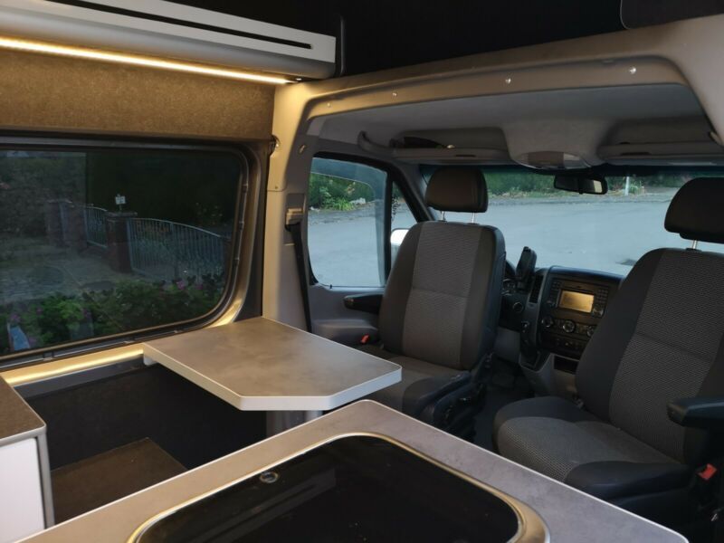 Mercedes-Benz Sprinter • 2011 • 114,000 km 10