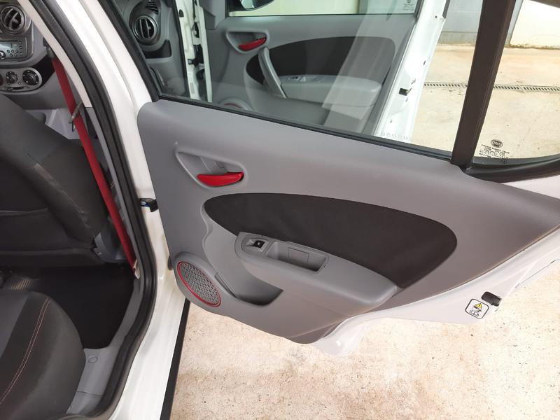 Fiat Palio Weekend • 2012 • 73,000 km 11