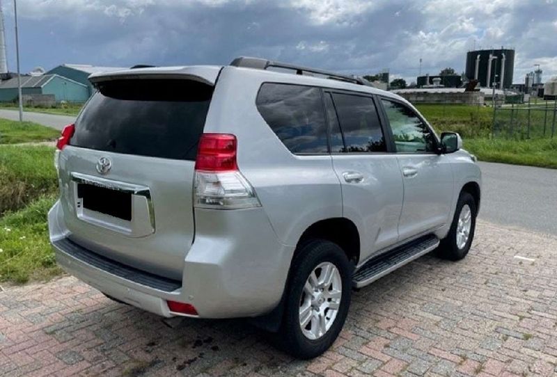 Toyota Land Cruiser • 2010 • 123,500 km 6