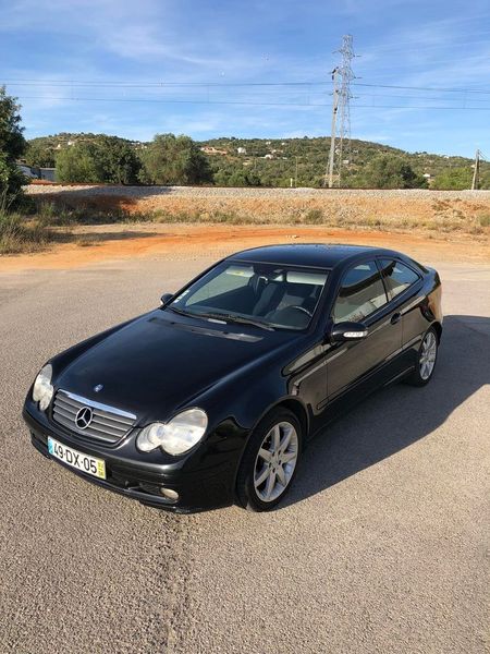 Mercedes-Benz C-Class • 2003 • 218,000 km 1