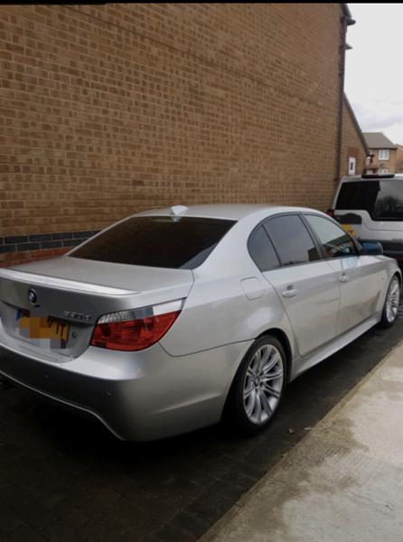 BMW E60 • 2003 • 140,000 km 2