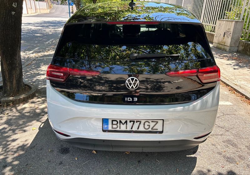 Volkswagen ID.4 • 2020 • 30,000 km 3