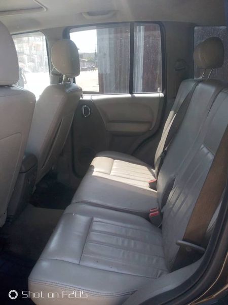 Jeep Liberty • 2006 • 127,384 km 10
