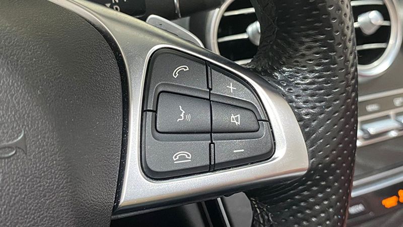 Mercedes-Benz C-Class • 2018 • 84,652 km 10