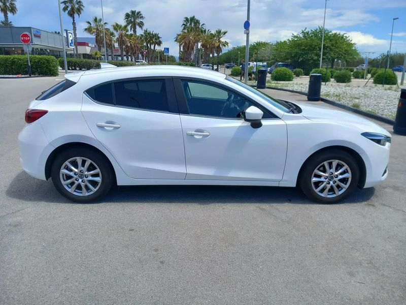 Mazda 3 • 2018 • 60,000 km 11