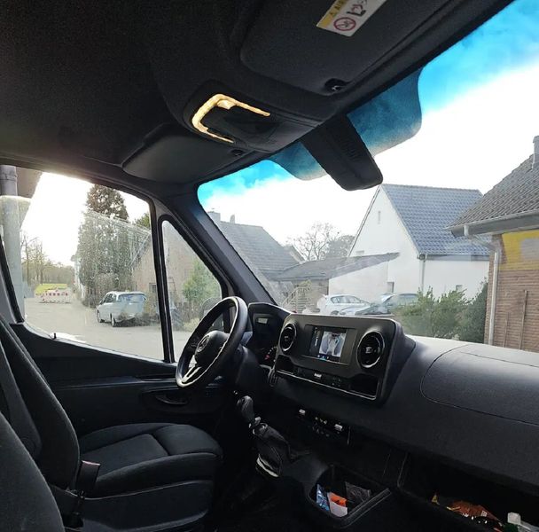 Mercedes-Benz Sprinter • 2019 • 72,000 km 11