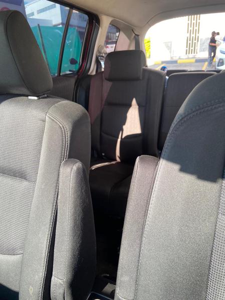 Mazda 5 • 2010 • 68,000 km 10