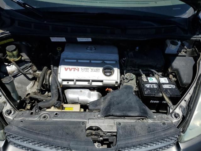 Toyota Sienna • 2004 • 10,000 mi 10