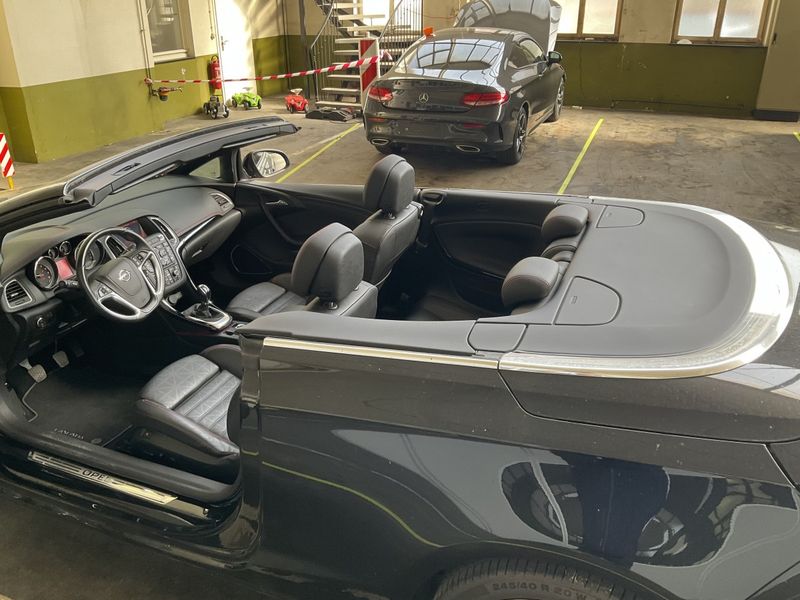 Opel Cascada • 2017 • 80,000 km 5