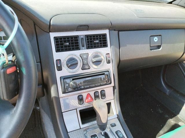 Mercedes-Benz SLK • 2001 • 12 km 5