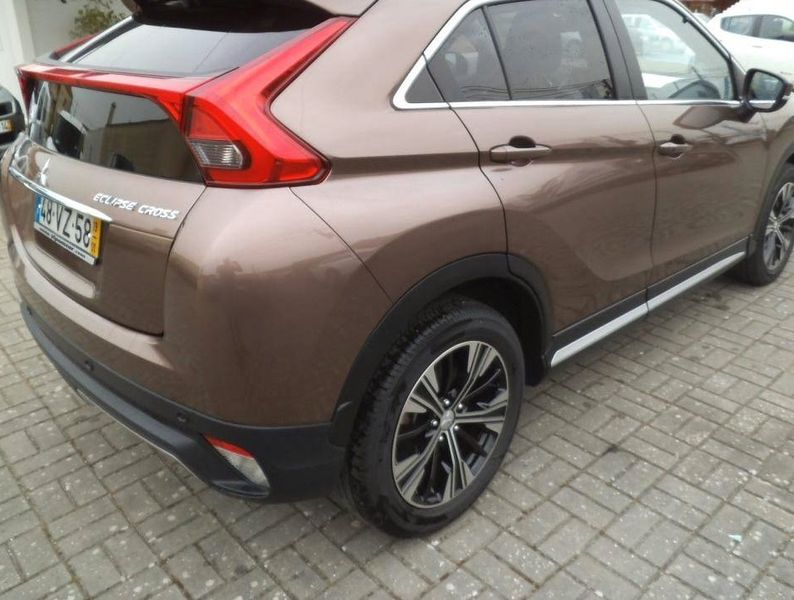 Mitsubishi Eclipse Cross • 2017 • 10,000 km 6