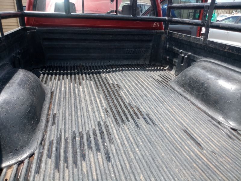 Toyota Hilux • 2002 • 155,255 km 10