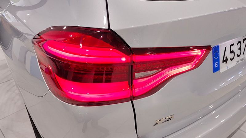 BMW X3 • 2021 • 39,997 km 12
