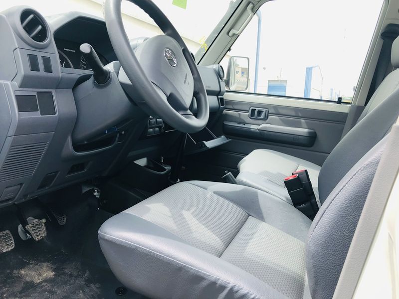 Toyota Land Cruiser • 2023 • 0 km 2