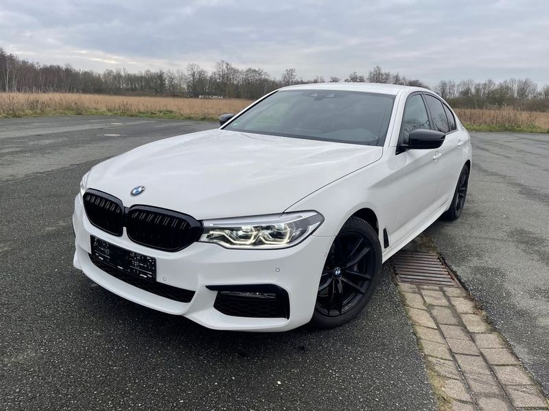 BMW 5 Series • 2017 • 97,600 km 4