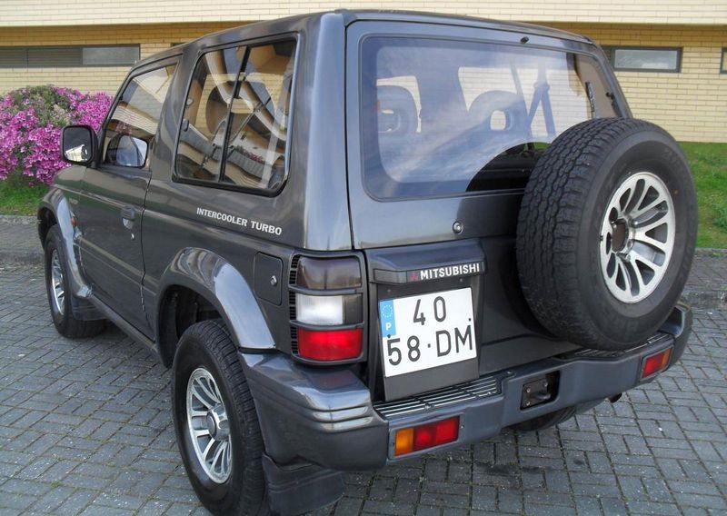 Mitsubishi Pajero • 1994 • 355,000 km 2