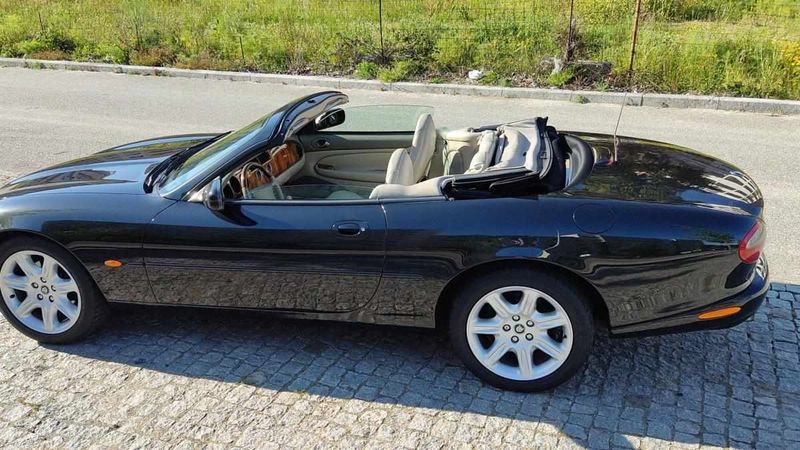 Jaguar XK • 1998 • 73,000 km 1