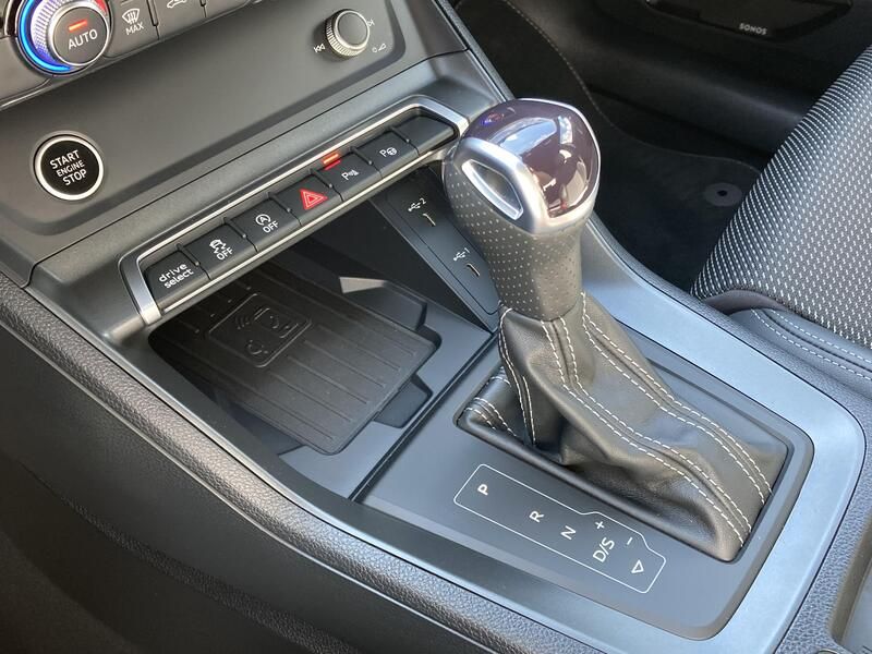 Audi Q3 • 2023 • 9,018 km 14