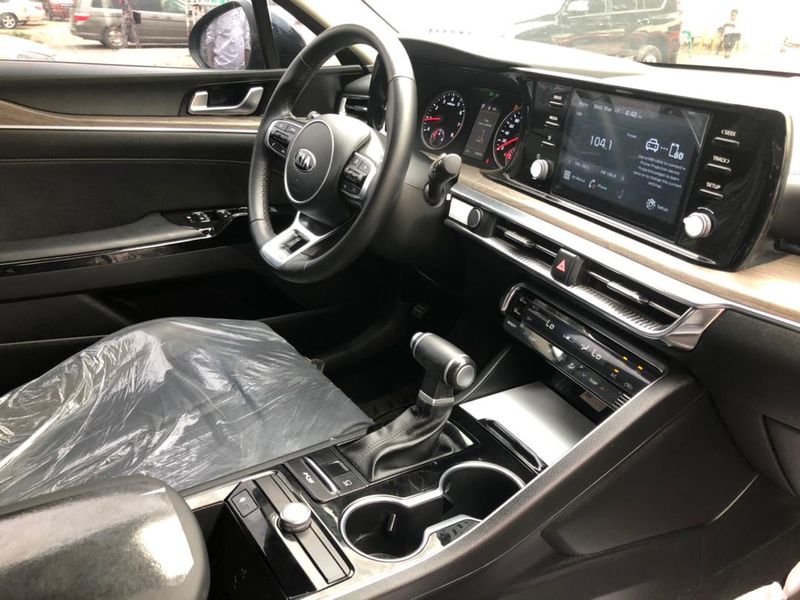 Kia K5 • 2021 • 30,000 km 3