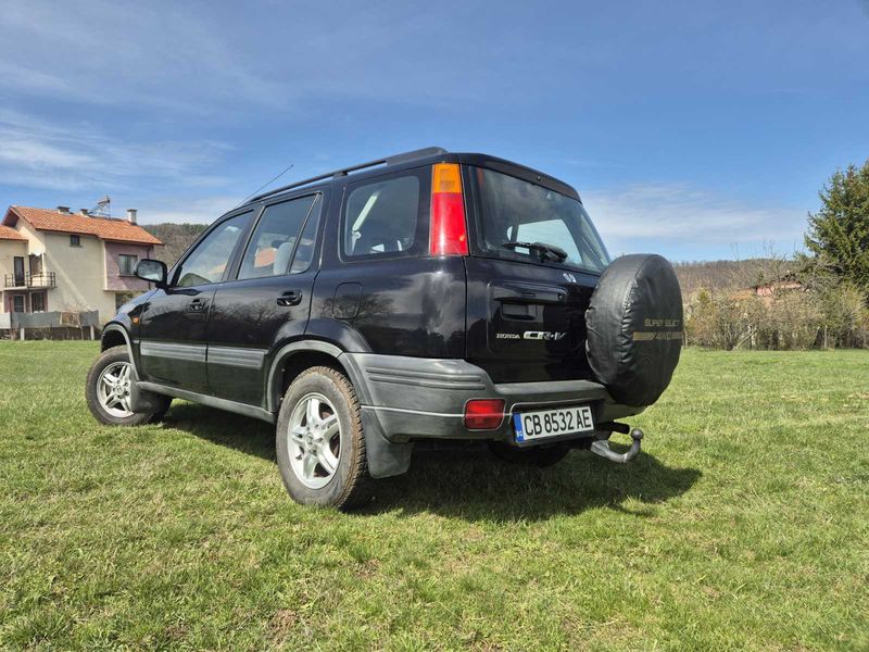 Honda CR-V • 2000 • 194,000 km 8
