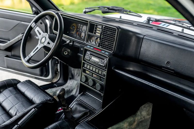 Alfa Romeo GT • 1991 • 139,600 km 11