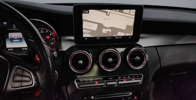 Mercedes-Benz C-Class • 2015 • 98,000 km 22