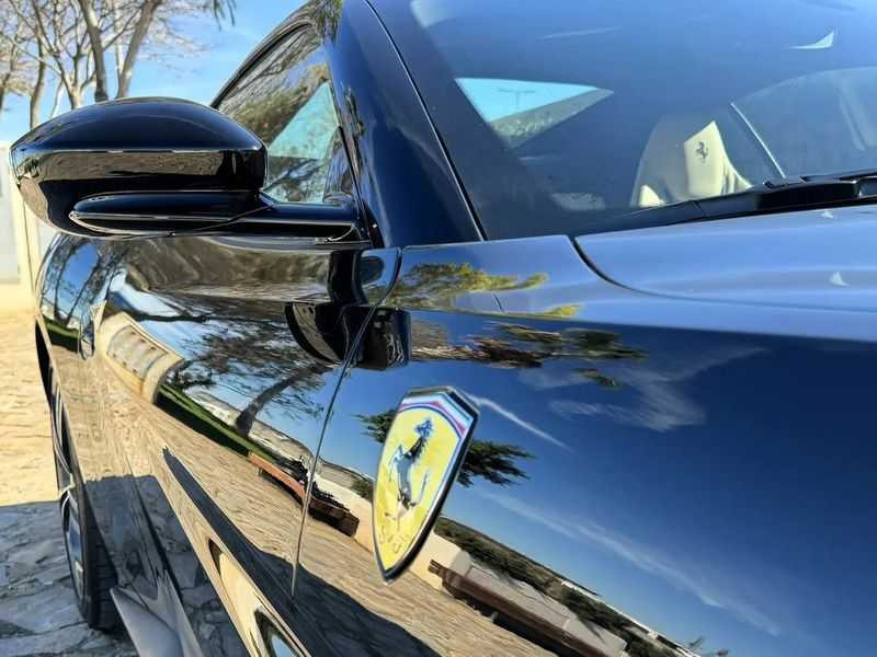 Ferrari Portofino • 2020 • 17,600 km 10