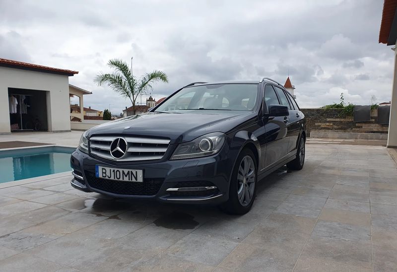 Mercedes-Benz C • 2014 • 222,000 km 4