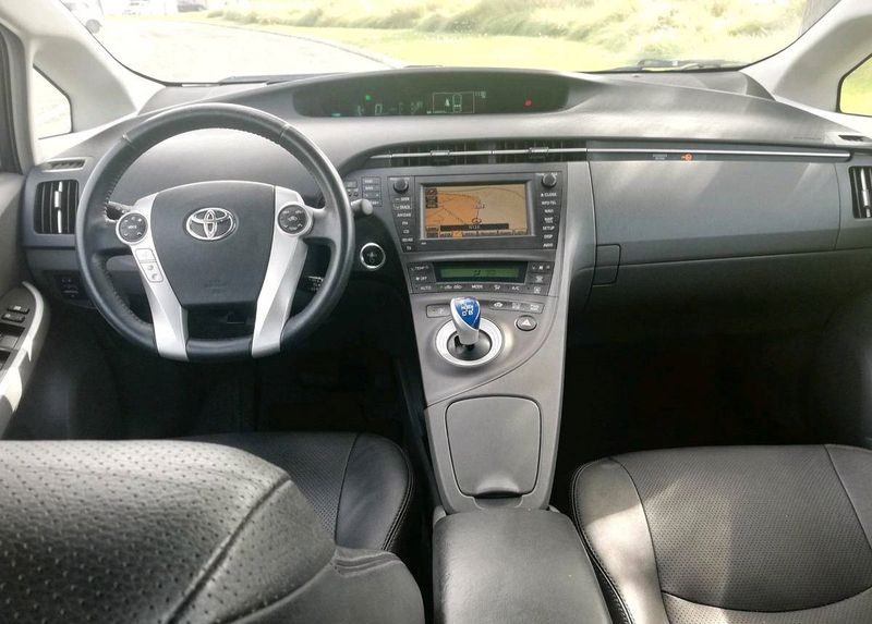 Toyota 4-Runner • 2009 • 130,000 km 4