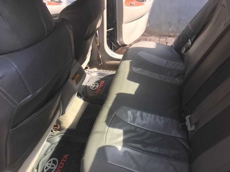 Toyota Camry • 2009 • 143,000 km 2