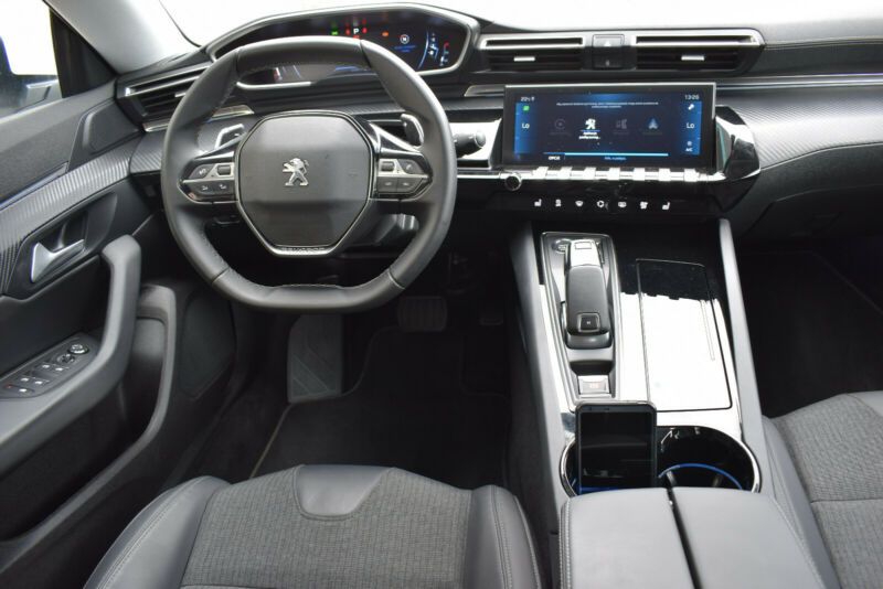 Peugeot 508 • 2019 • 22,000 km 2