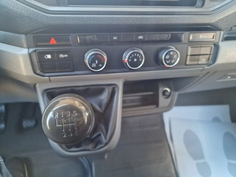 Volkswagen Crafter • 2021 • 146,000 km 10