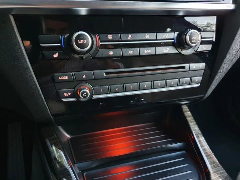 BMW X4 • 2018 • 119,000 km 9