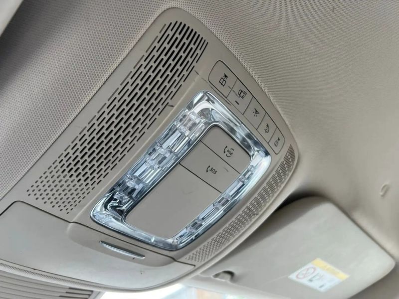 Mercedes-Benz GLE • 2020 • 118,000 km 11